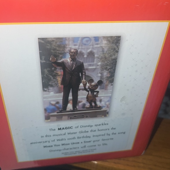 Disney antique musical birthday water globe - Picture 3 of 4